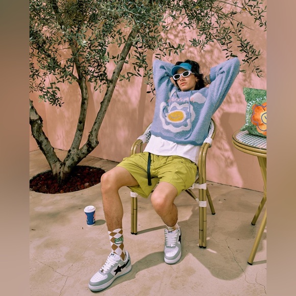 TAKA Original Life Is Beautiful Daisy cloudy day knit hoodie - Picture 4 of 11